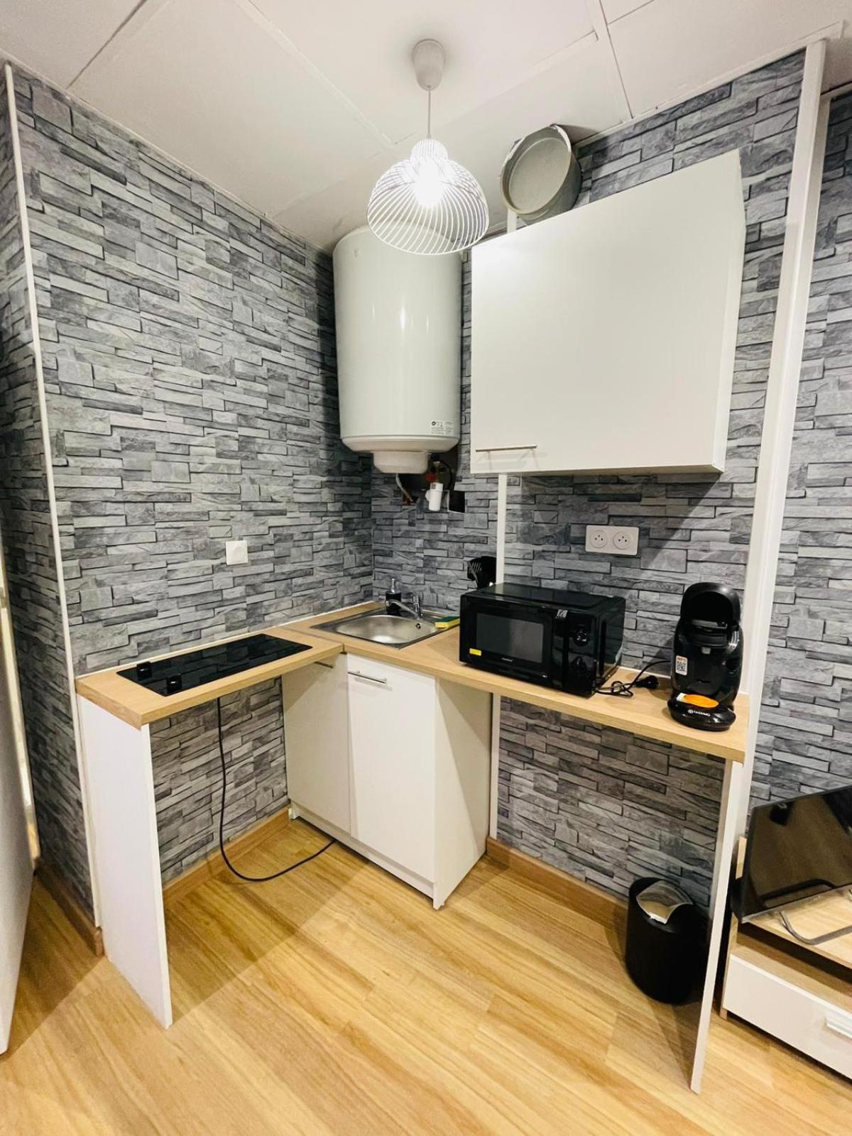 Studio Confortable- Disneyland Paris - Val D Europe - Plein Centre Ville Meaux - 2 Pers Exterior photo