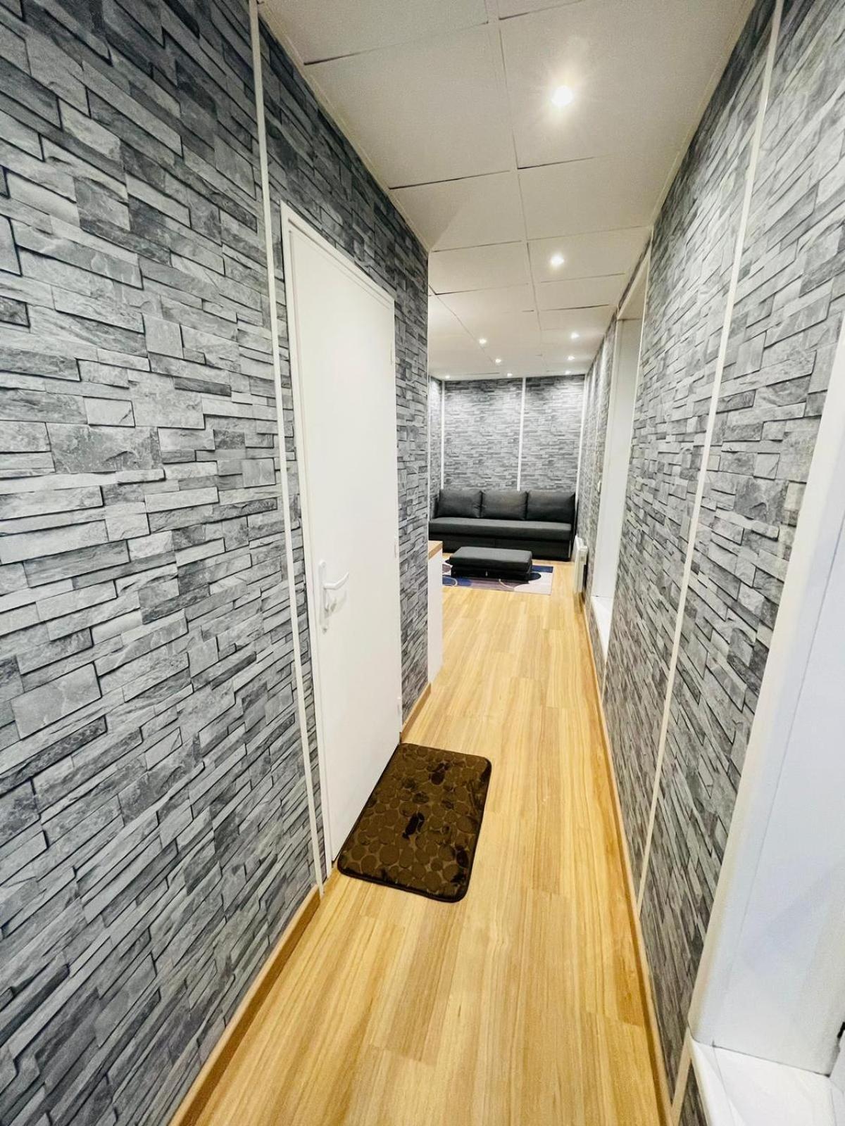 Studio Confortable- Disneyland Paris - Val D Europe - Plein Centre Ville Meaux - 2 Pers Exterior photo