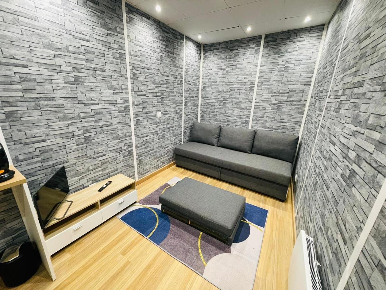 Studio Confortable- Disneyland Paris - Val D Europe - Plein Centre Ville Meaux - 2 Pers Exterior photo